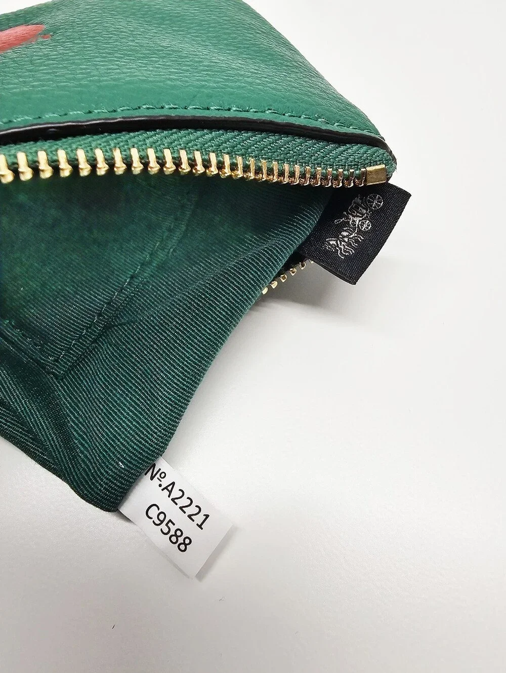 Coach Radush Corner Zip Wristlet Style C9588